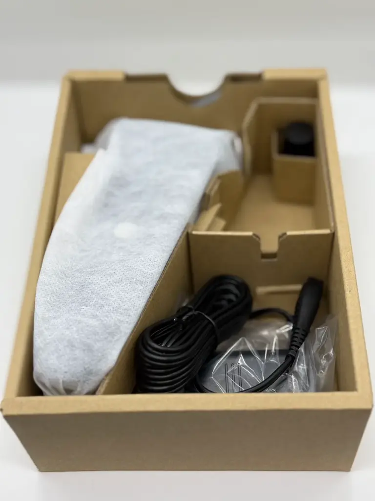 ラムダッシュ『ES-NLV68-K』の製品パッケージを開封